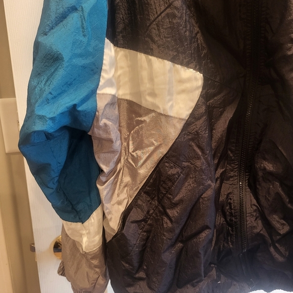 Vintage 90's Roundtree & York Sport Nylon Zip Up Windbreaker Size Large - Picture 4 of 4